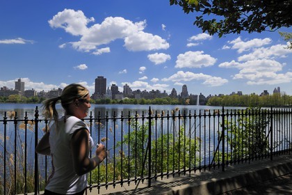 United States, New York City, Manhattan, Central Park, jogging around the Reservoir surrounded by skyscrapers
