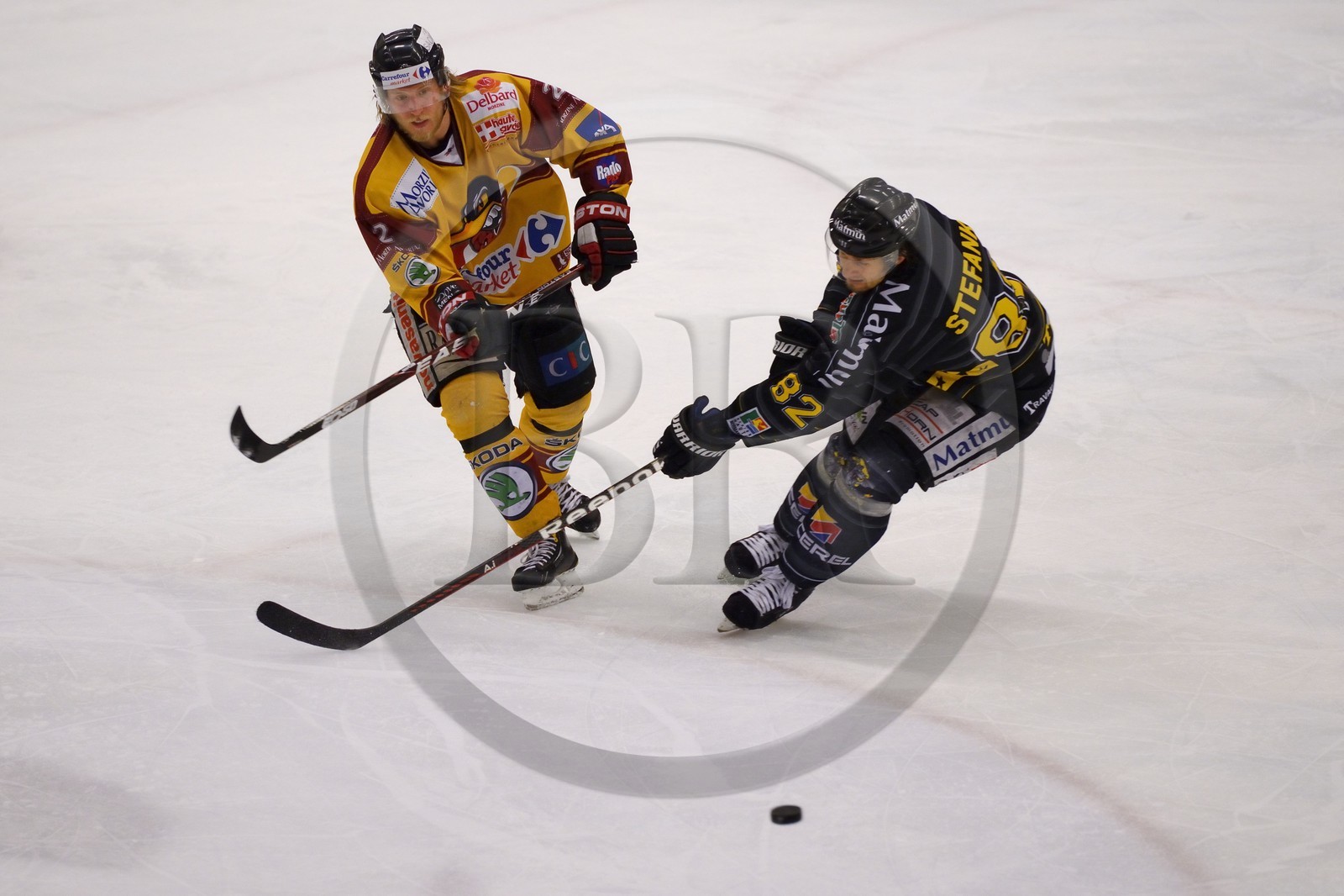France, Haute Savoie, Morzine, ice hockey game from the Morzine-Avoriaz Hockey Club called the Penguins