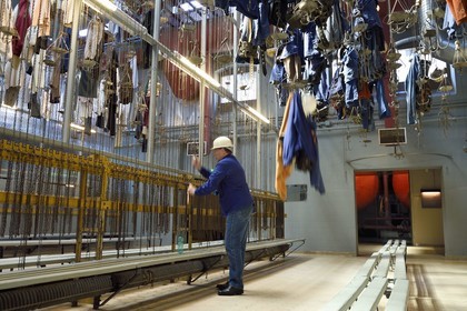 France, Moselle (57), Petite-Rosselle, le musée du carreau Wendel, batiment des mineurs, le vestiaire aussi appelé salle des pendus
