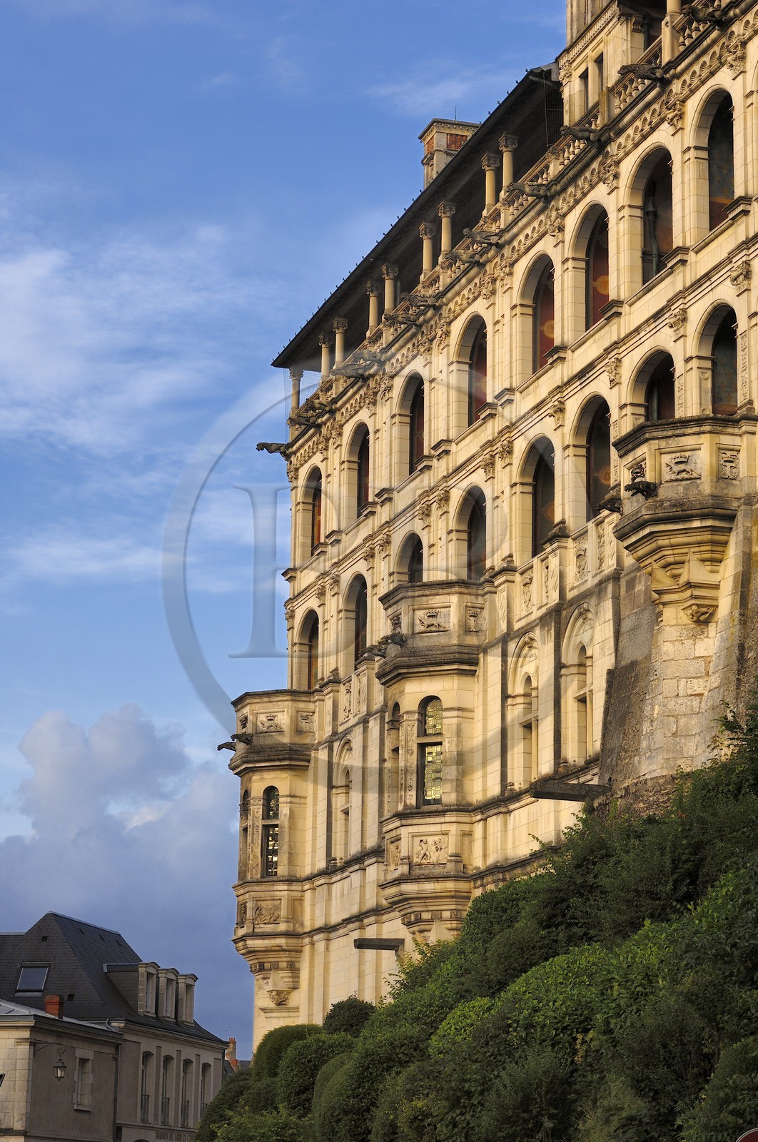 France, Loir-et-Cher (41), vallée de la Loire classée au Patrimoine Mondial de l'UNESCO, château de Blois, façade de l'aile François 1er
