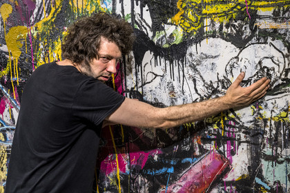 France, Alpes-Maritimes, Cannes, the artist Orsten Groom during his exhibition at the Suquet des Artistes in 2022