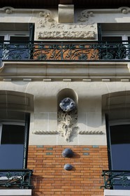France, Val-de-Marne (94), Vincennes, immeuble art nouveau au 32 avenue du Général de Gaulle