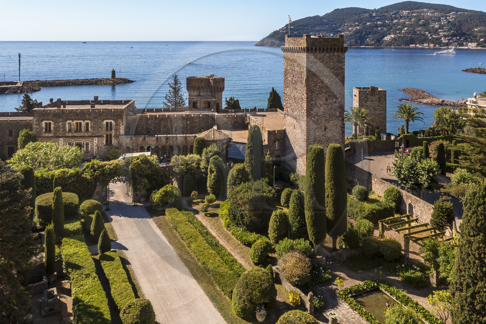 France, Alpes-Maritimes, Mandelieu La Napoule, castle of La Napoule (12th-19th century) and its park labeled Remarkable Garden (aerial view)