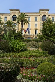 France, Corse-du-Sud (2A), Ajaccio, quartier dit des étrangers, cours Grandval, ancien Grand Hôtel Continental aujourd'hui siège de la Collectivité territoriale de Corse