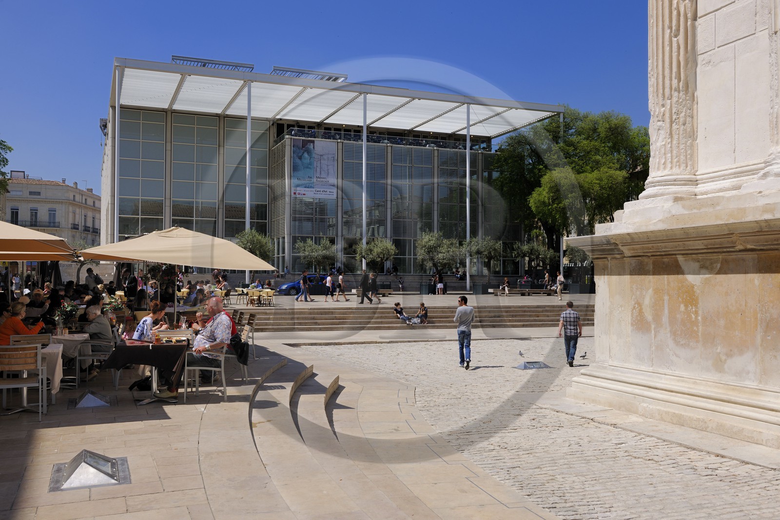 France, Gard (30), Nimes, Le Carré d'Art de l'architecte Norman Forster, médiathèque et centre d'Art Contemporain