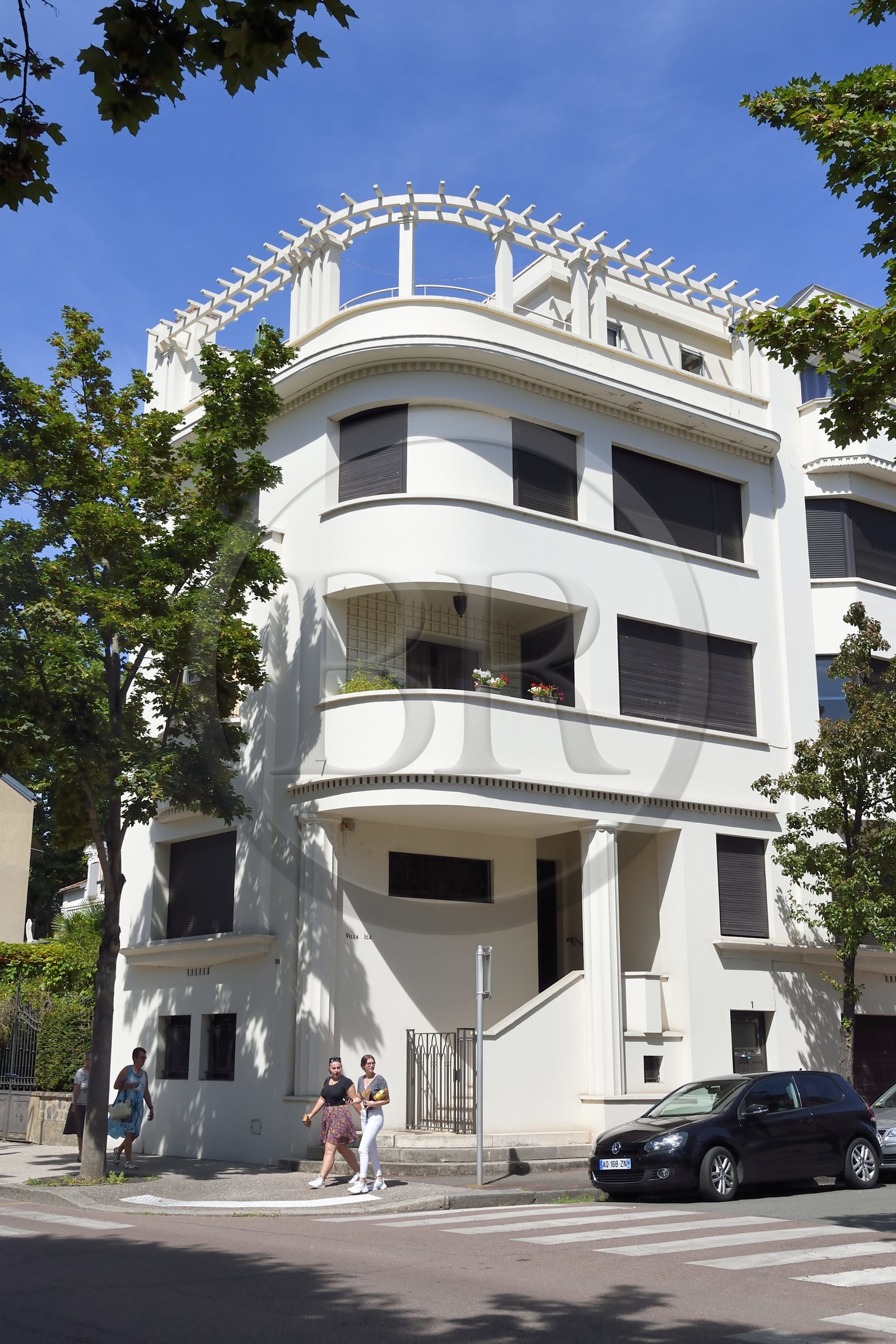 France, Allier (03), Vichy, Villa Ica in art Deco style, residence of the Swiss Ambassador from July 1940 to August 1944, at the corner of Boulevard des Etats-Unis and Rue Prunelle