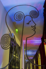 France, Alpes-Maritimes (06), Menton, l'Hotel de Ville, la salle des mariages entièrement décorée par Jean Cocteau en 1957, représentation de Marianne