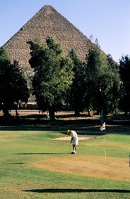 Egypt, Cairo, golf court behind the Giza pyramids