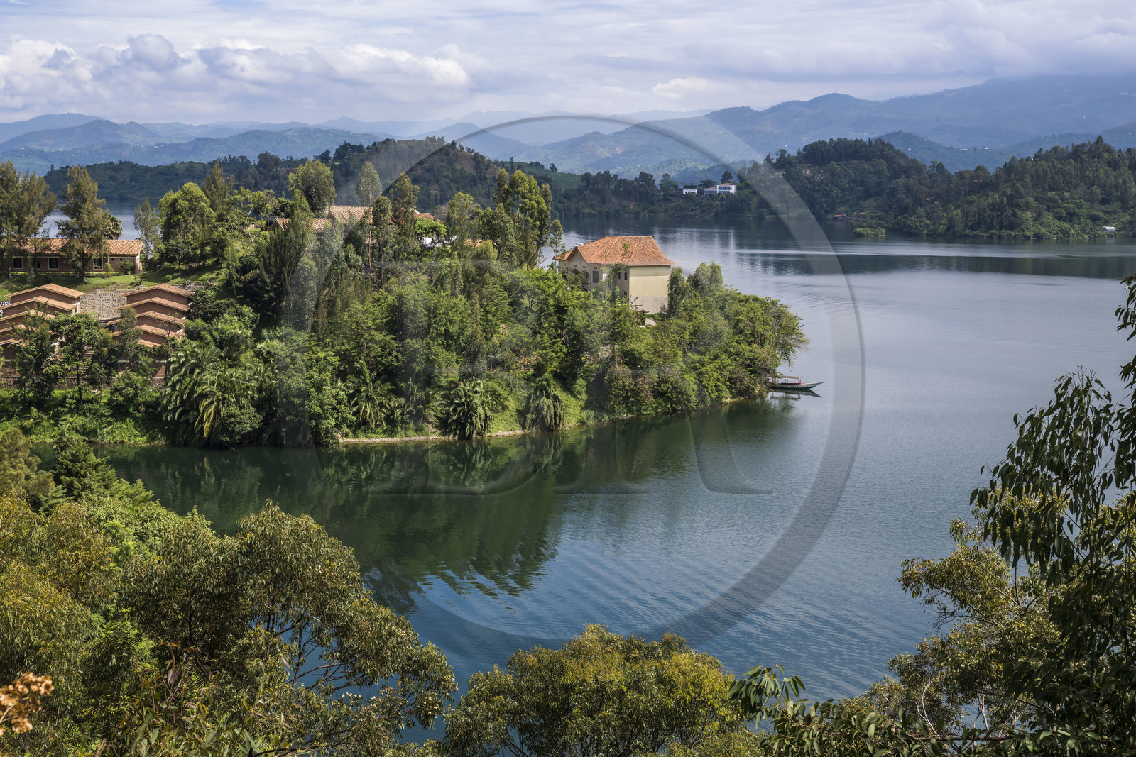 Rwanda, Province de l’Ouest, Karongi (anciennement nommée Kibuye), lac Kivu, presqu'ile abritant le Bethany Hotel