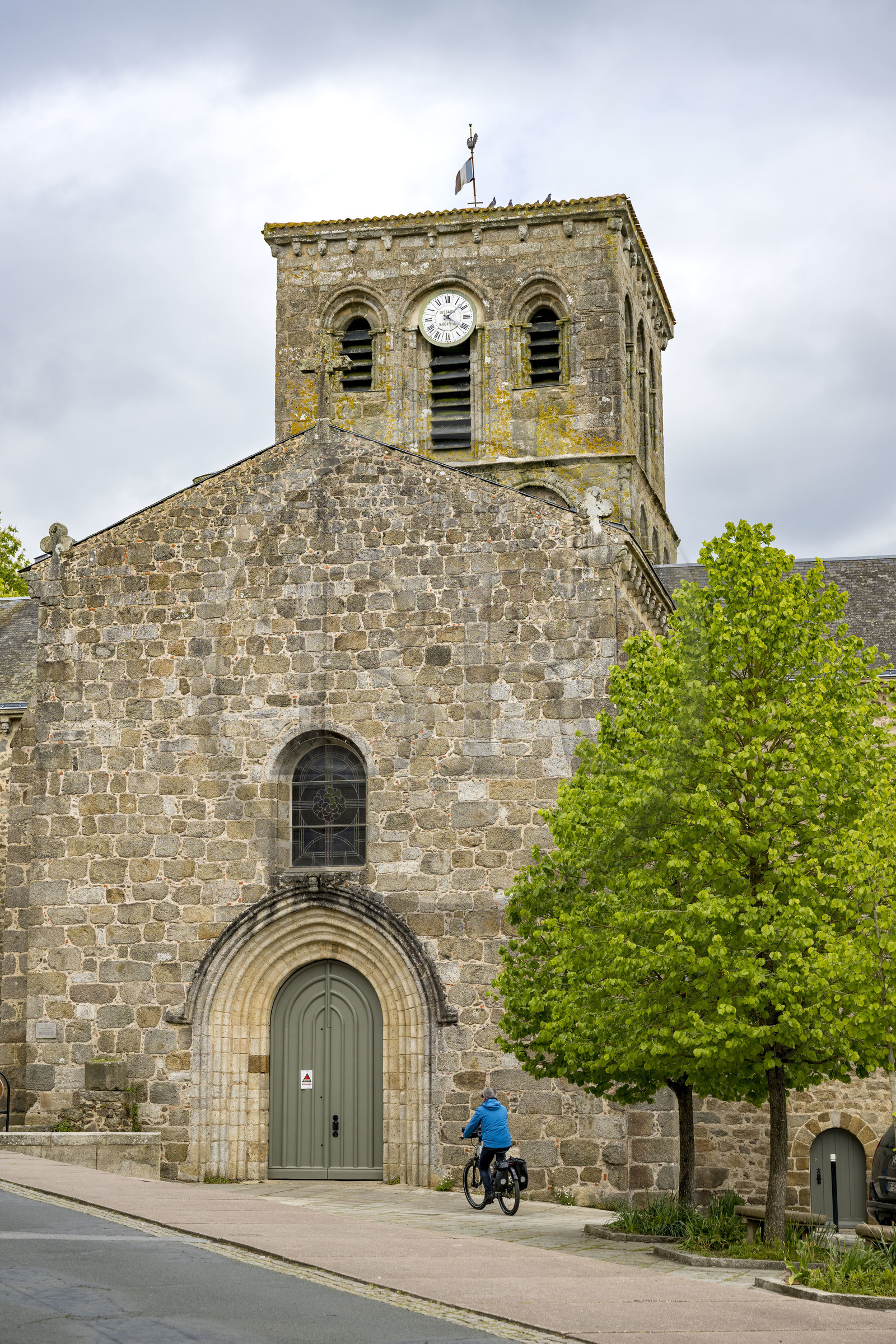 France, Vendée (85), Pouzauges, église Saint-Jacques du XIIème siècle