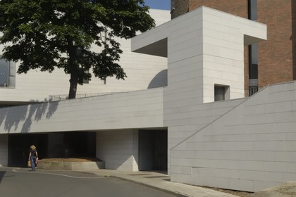 Republic of Ireland, County Dublin, Dublin, Trinity College, Parson's Podium (Grafton Architects)