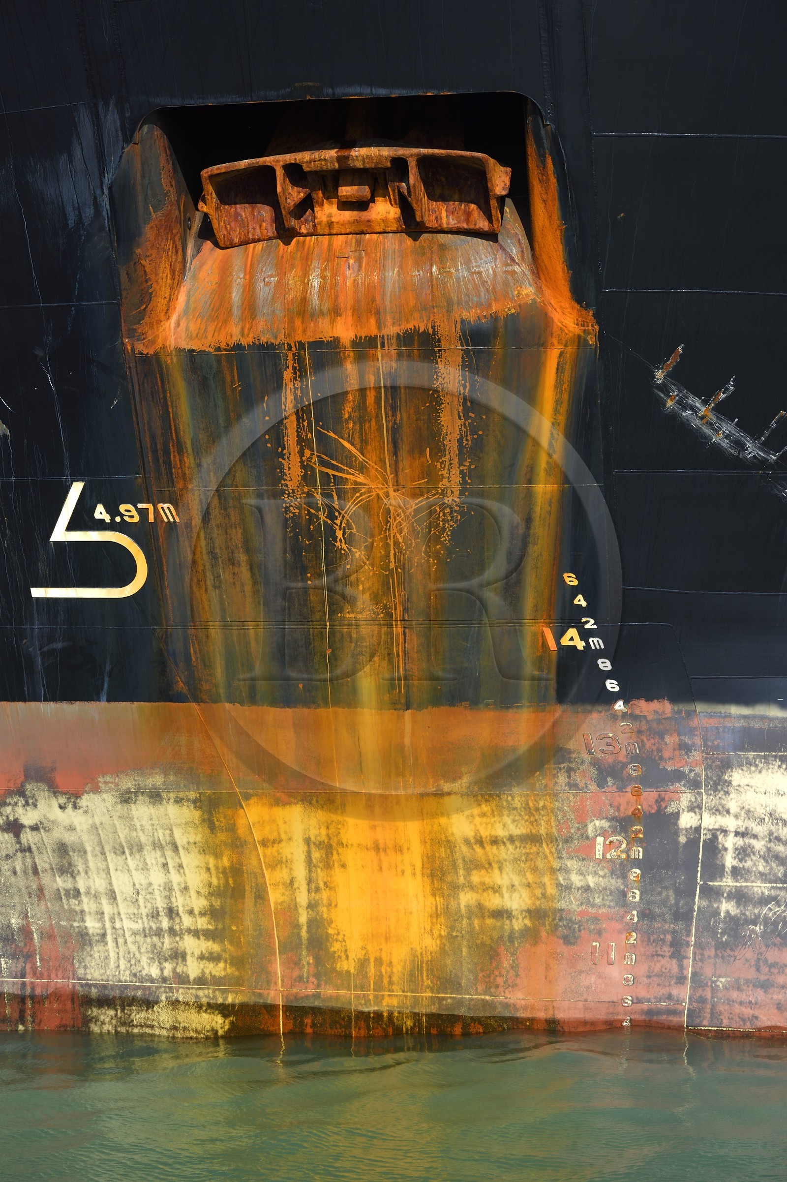 France, Charente-Maritime (17), La Rochelle, le Port Atlantique La Rochelle, port de commerce, ancre de tanker