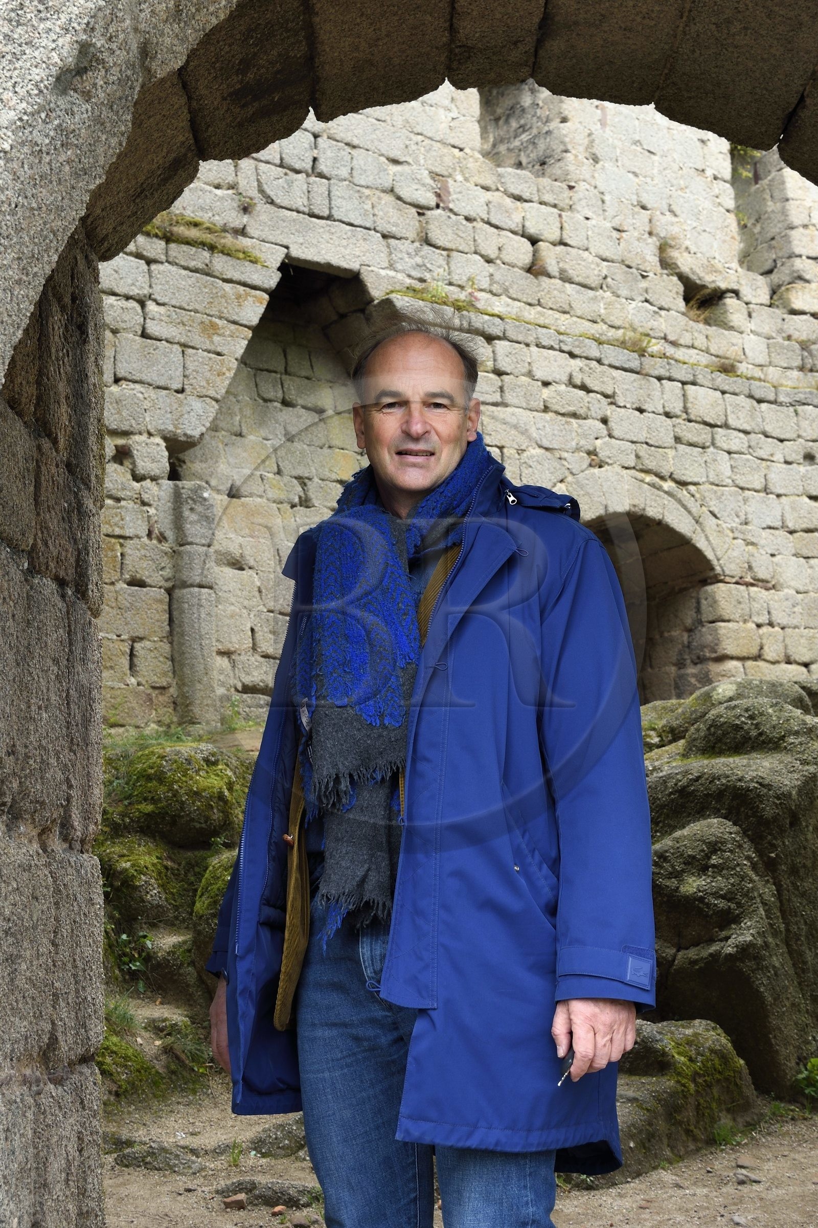 France, Bas-Rhin (67), Route des vins d'Alsace, Andlau, le chateau d'Andlau (Haut-Andlau), son propriétaire Guillaume d’Andlau