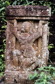 Vietnam, My So'n, bas-relief d'un temple Cham