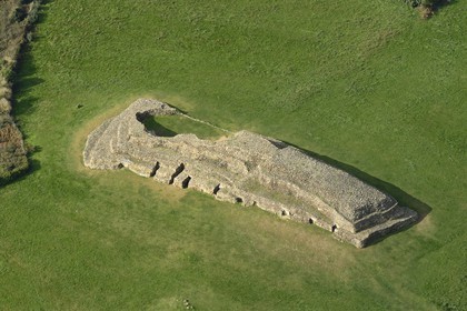 France, Cotes-d'Armor, Kermehelen peninsula (Morlaix Bay), Barnenez cairn, 6000 years old made of two cairns (aerial view)