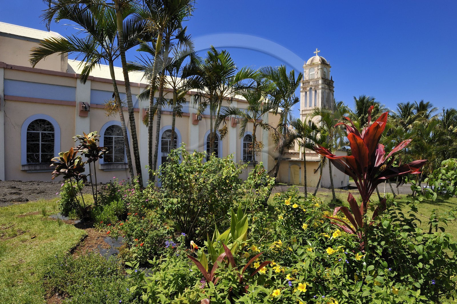 France, île de la Réunion, Côte Est, église de Piton Sainte-Rose miraculeusement épargnée par la coulée de lave de 1977