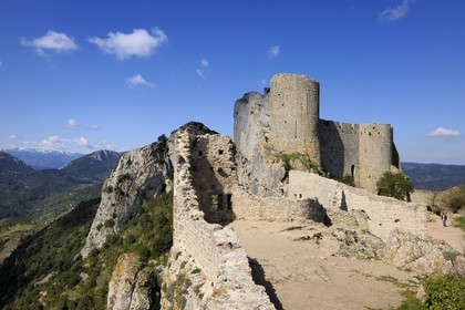 France, Aude (11), Pays Cathare, le château de Peyrepertuse du XIIe siecle, donjon de la cour basse