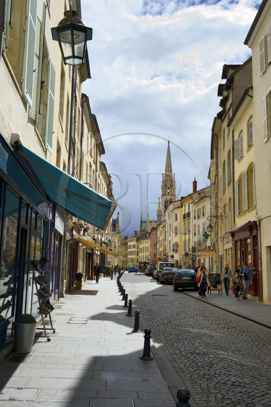 France, Meurthe-et-Moselle (54), Nancy, Grande rue  et la basilique Saint-Epvre en arrière plan