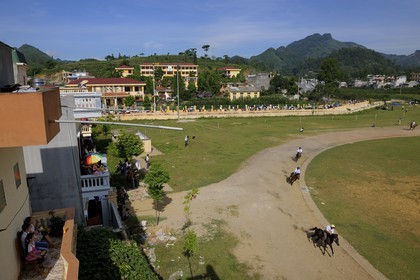 Vietnam, province de Lao Cai, Bac Ha, course annuelle de chevaux