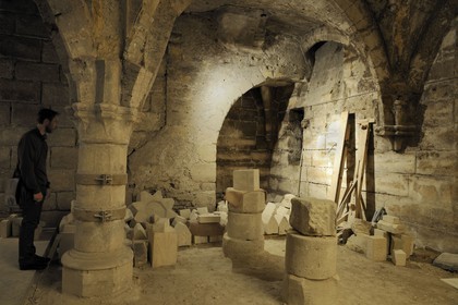 France, Paris (75), Cellar of Ourscamps's house in François Miron street