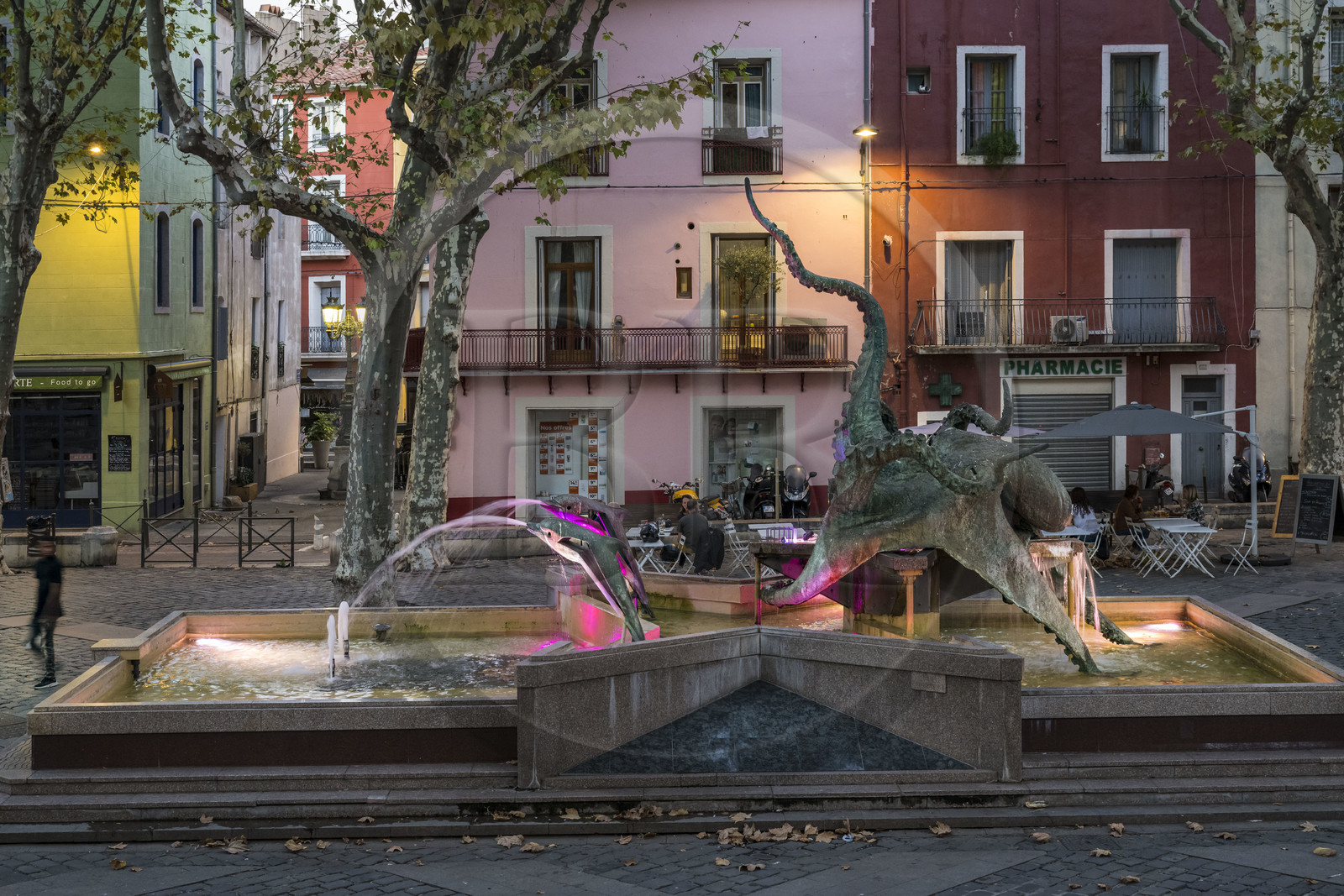 France, Hérault (34), Sète, place Léon Blum dite aussi place du Pouffre, sculpture Le Poulpe de l'artiste sétois Pierre Nocca