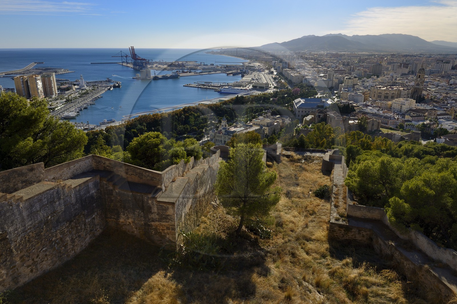 Spain, Andalusia, Malaga, general view over the harbor, the Alcazaba and the cathedral from the Castillo de Gibralfaro