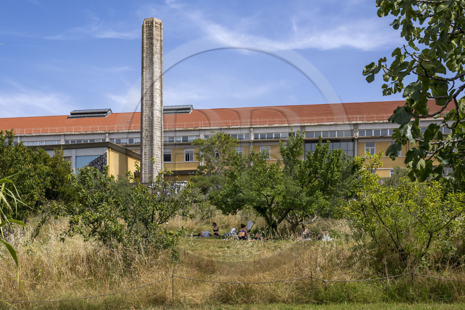 France, Bouches-du-Rhône (13), Marseille, Le Couvent, tiers-lieu, un grand jardin rue Levat mais aussi un lieu culturel hybride avec sa cité d’artistes, des expositions, des concerts ou encore des projets ouverts au voisinage