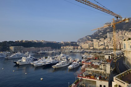 Principauté de Monaco, Monaco, port Hercule et Le Rocher en arrière plan