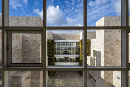 Portugal, Lisbonne, Bélem, le Centre Culturel de Belém MAC CCB des architectes Vittorio Gregotti et Manuel Salgado