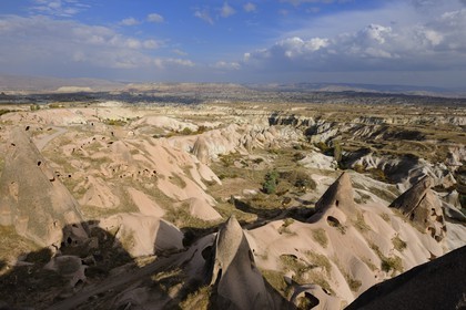 Turkey, Central Anatolia, Nevsehir Province, Cappadocia listed as World Heritage by UNESCO, Uchisar, Guvercinlik Vadisi (the Dovecote Valley), housing in a fairy chimney