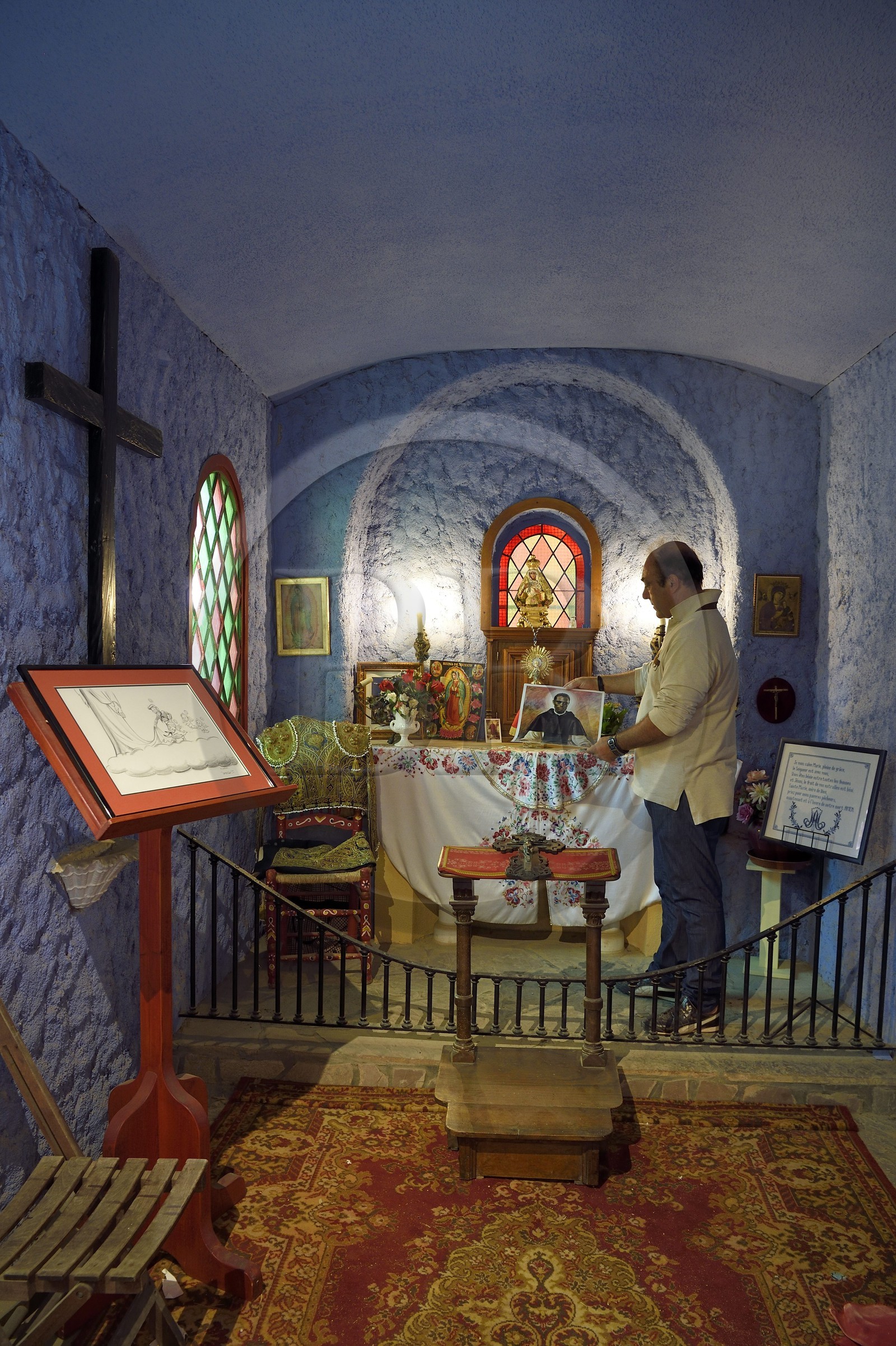 France, Pyrénées-Atlantiques (64), Pays-Basque, Bayonne, les arènes, la chapelle