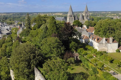 France, Indre-et-Loire (37), Loches, la collégiale Saint-Ours