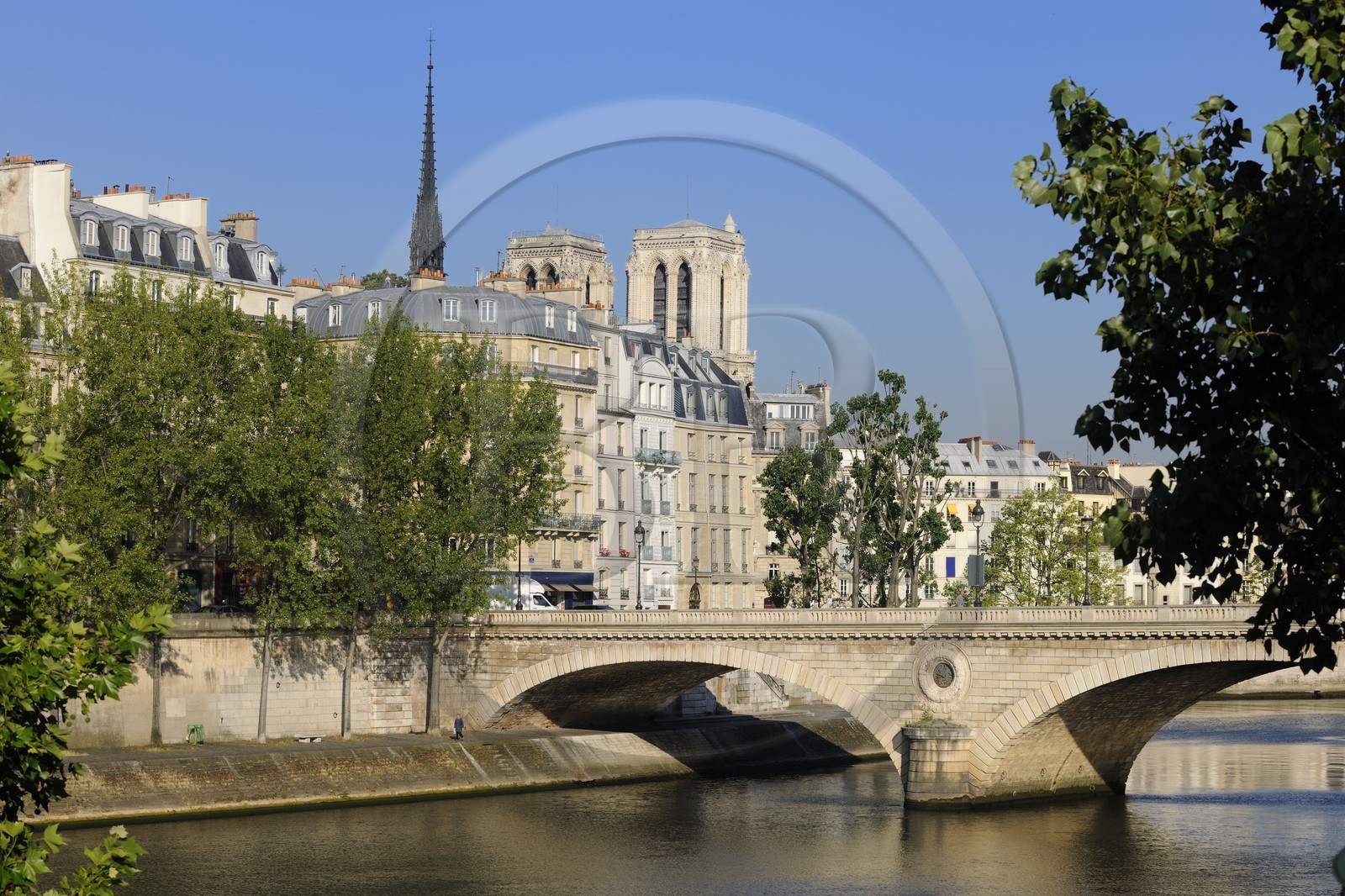 France, Paris (75), les rives de la Seine classées Patrimoine Mondial de l'UNESCO, île Saint Louis, le pont Louis-Philippe
