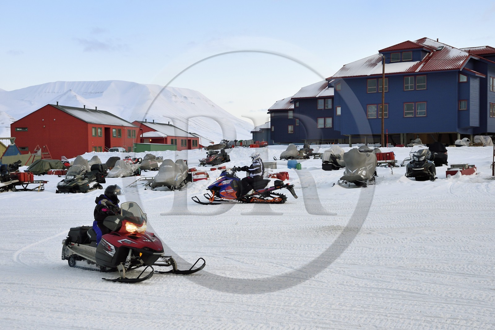 Norway, Svalbard, Spitzbergen, Longyearbyen, snowmobile downtown