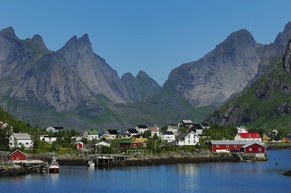 Norvège, Nordland, Iles Lofoten, Ile de Moskenes, le village de pêcheurs de Reine