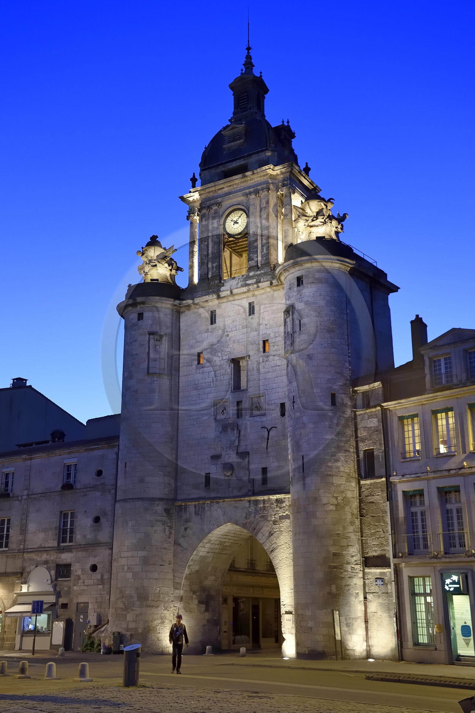 France, Charente-Maritime (17), La Rochelle, la porte de la Grosse Horloge