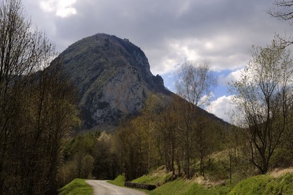 France, Ariège (09), Pays d' Olmes, château cathare de Montségur perché sur un pog