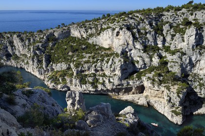 France, Bouches-du-Rhône (13), Marseille, Parc national des Calanques, Calanque d'En-Vau (demande d'autorisation nécessaire avant publication)