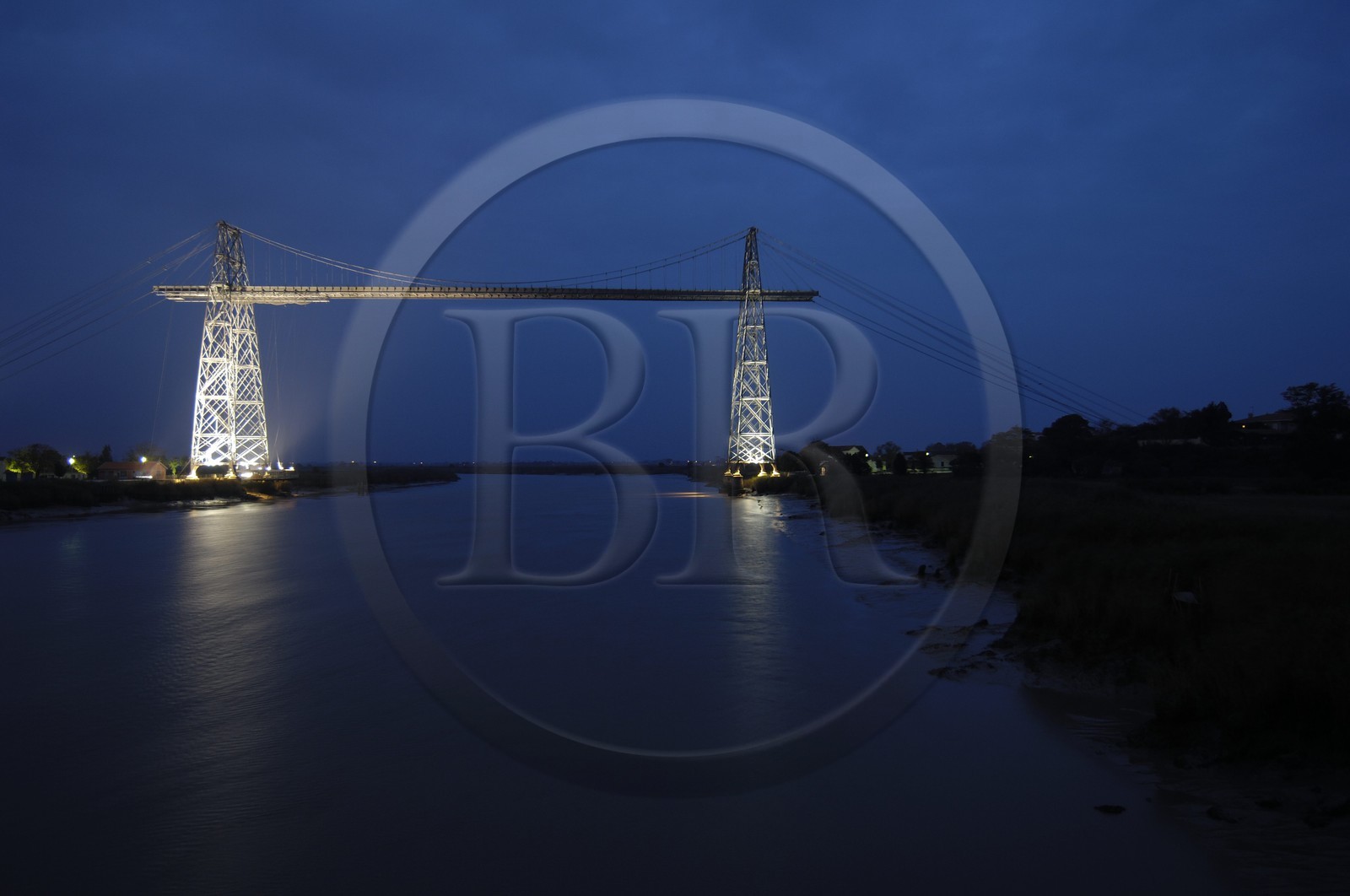 France, Charente-Maritime (17), Rochefort, le pont transbordeur de Rochefort (aussi appelé de Martrou) de l’ingénieur et constructeur Ferdinand Arnodin sur le fleuve Charente