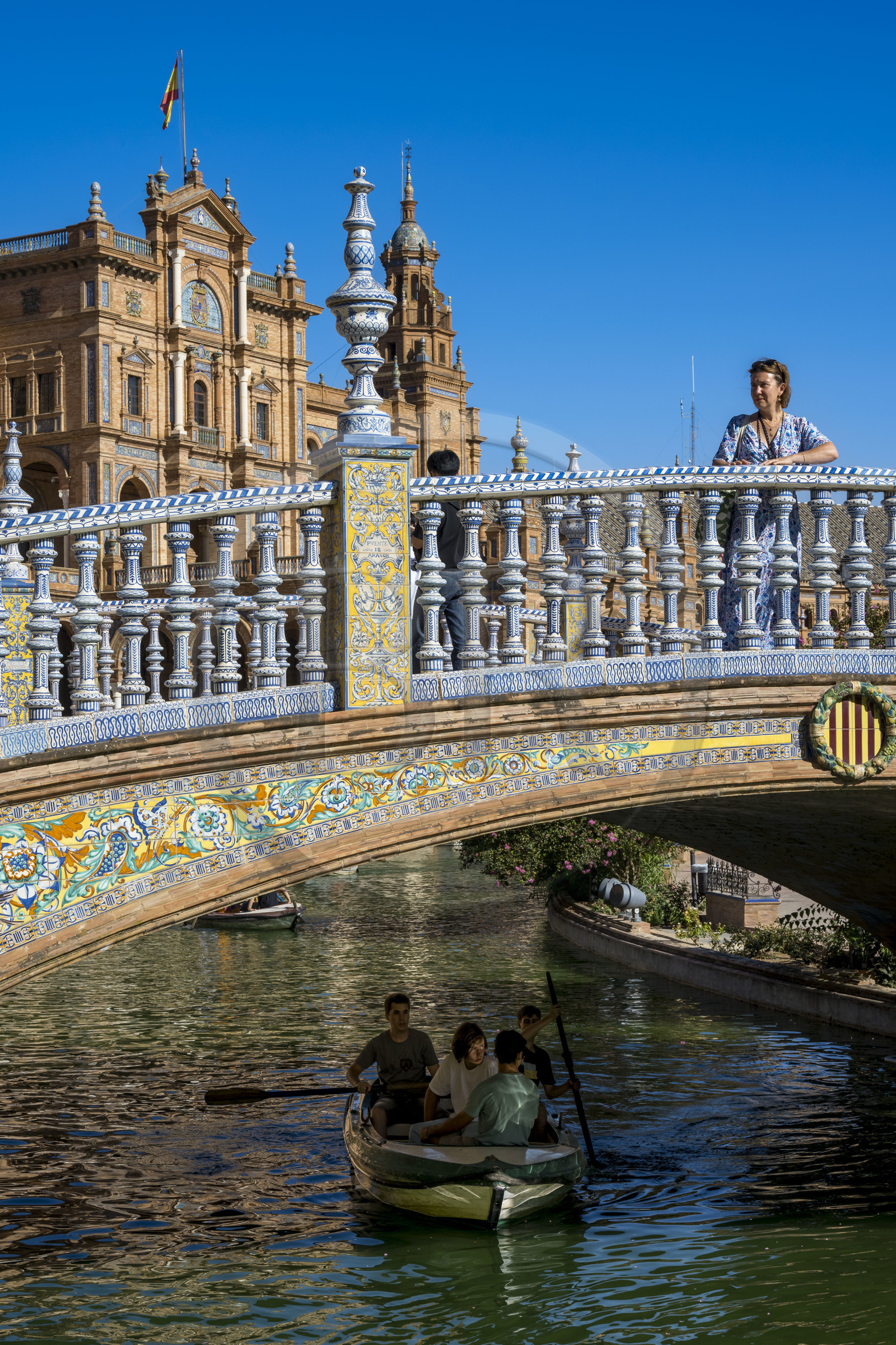 Spain, Andalusia, Sevilla, Parque de Maria Luisa, Plaza de Espana (Spain Square) built by the architect Anibal Gonzalez for the Ibero-American Exposition of 1929