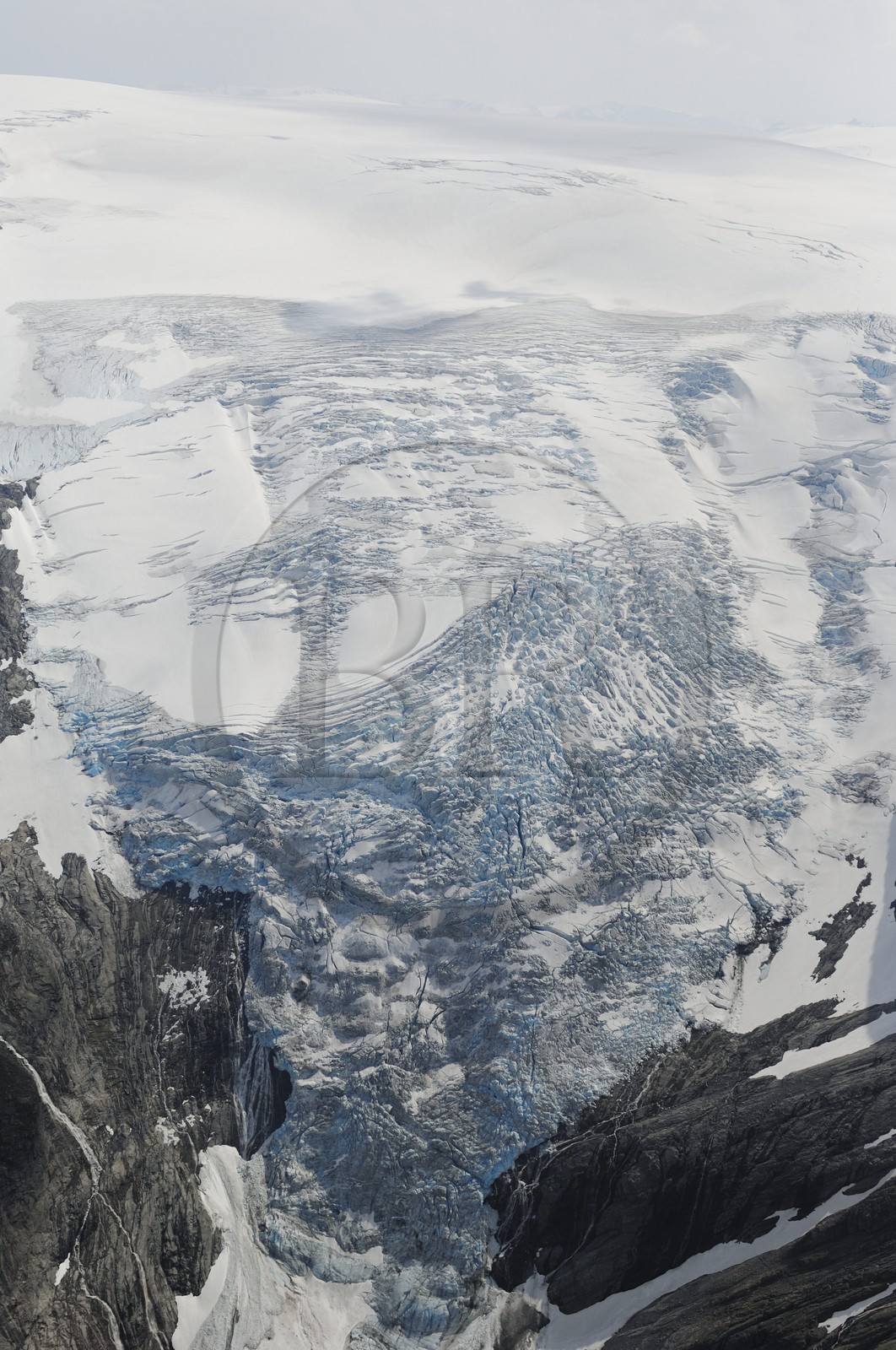 Norvège, Sogn og Fjordane, glacier de Jostedalsbreen et Briksdalbreen (vue aérienne)