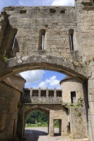 France, Côte d'Or (21), Flavigny-sur-Ozerain, porte du Val