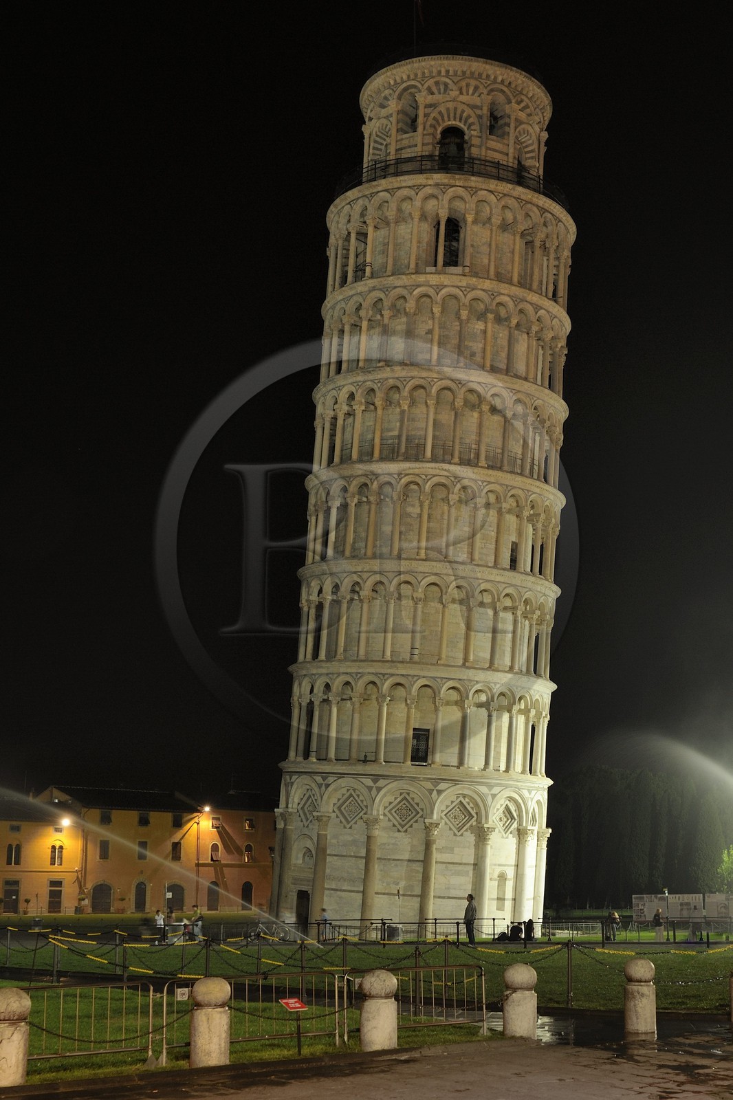 Italy, Tuscany, Pisa, Campo dei Miracoli listed as World Heritage by UNESCO, the Campanile or Leaning Tower of Pisa