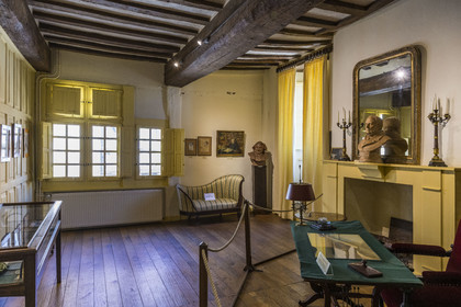 France, Côtes-d'Armor (22), Tréguier, maison natale de l'écrivain Ernest Renan devenue aujourd'hui le musée Ernest-Renan