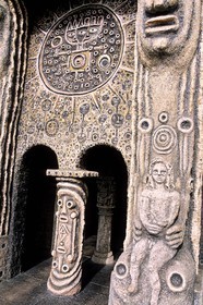 France, Mayenne (53), Cossé-le-Vivien, la Frénouse, úuvre de Robert Tatin (autorisation avant publication)