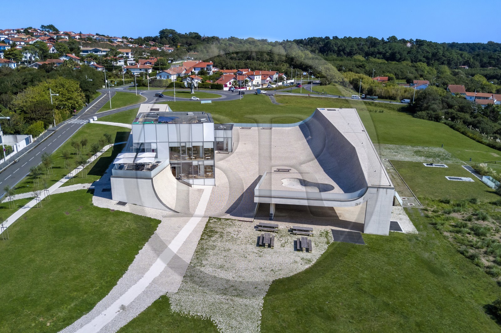 France, Pyrénées-Atlantiques (64), Pays-Basque, Biarritz, la Cité de l'Océan et du Surf de l'architecte Steven Holl (vue aérienne)