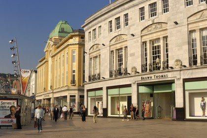 Irlande, Comté de Cork, Cork, St Patrick's Street, grand magasin Brown Thomas