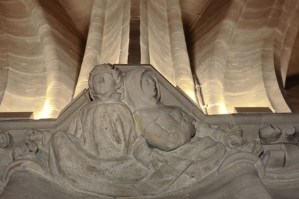 France, Paris (75), Ile de la Cité, la Conciergerie dans le Palais de Justice, chapiteaux de la salle des Gardes qui figurent Eloïse et Abélard