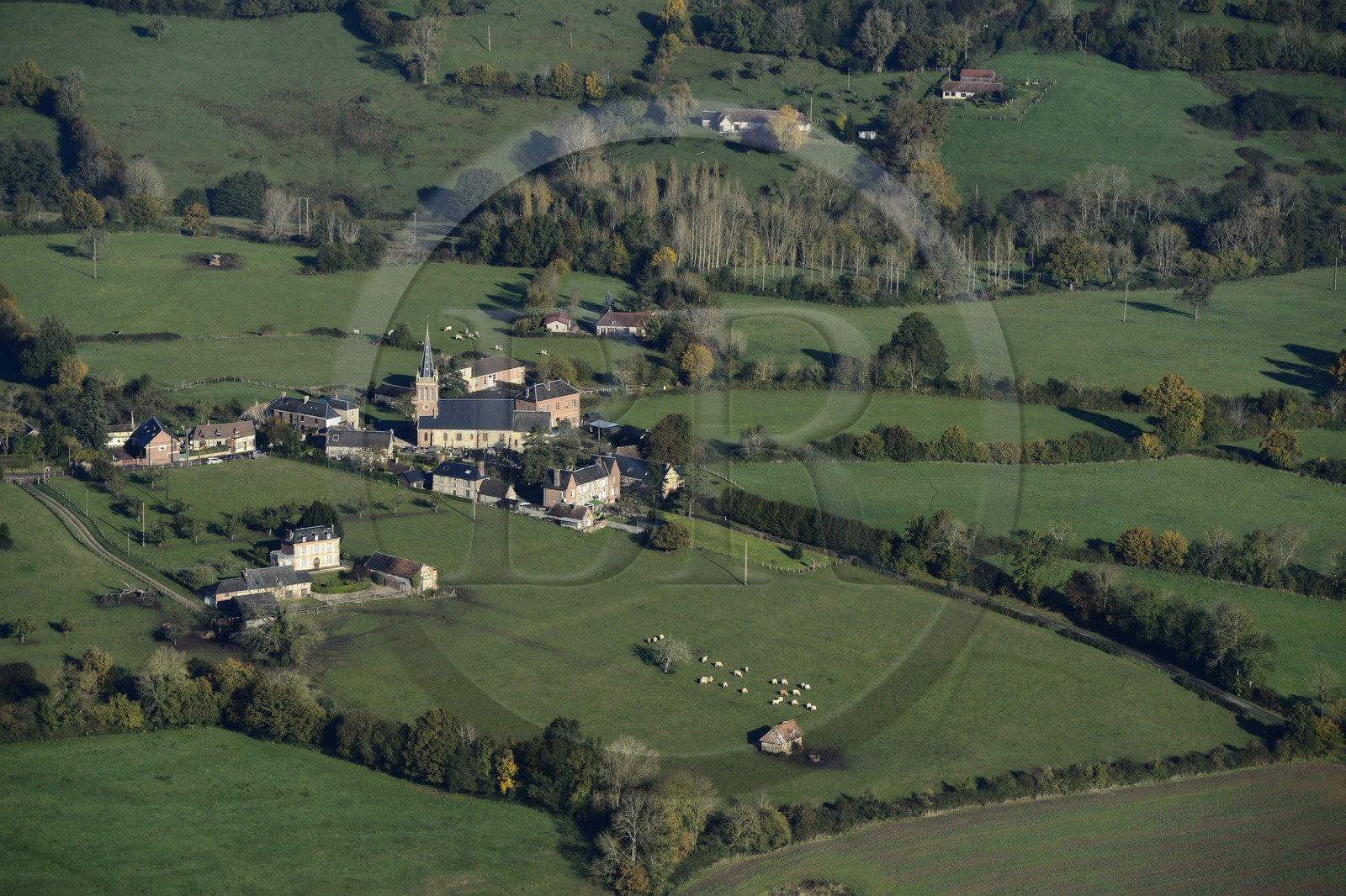 France, Calvados (14), village de Tortisambert (vue aérienne)