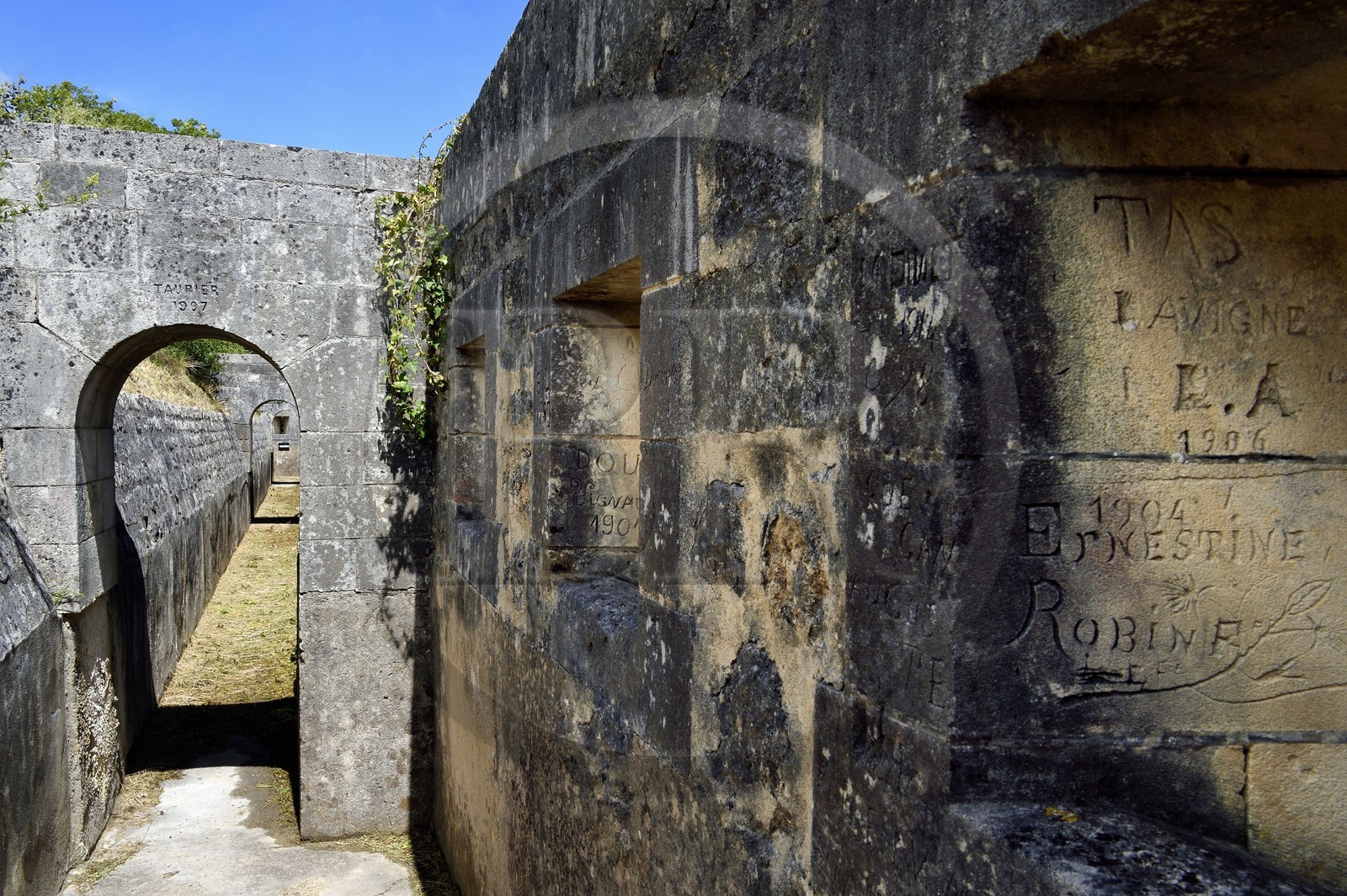 France, Charente-Maritime (17), Ile d'Aix, le Fort Liédot, chemin de ronde